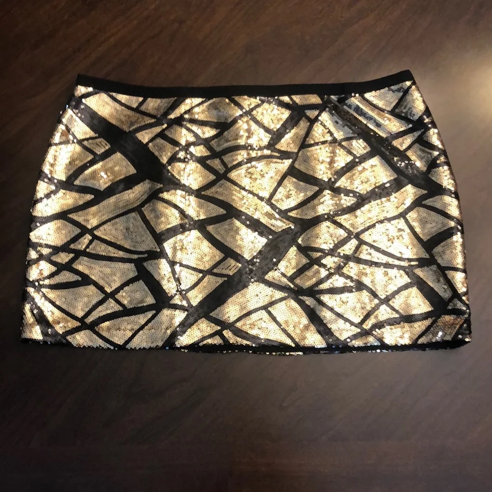 Moda International Sequin Mini - Picture 1 of 13